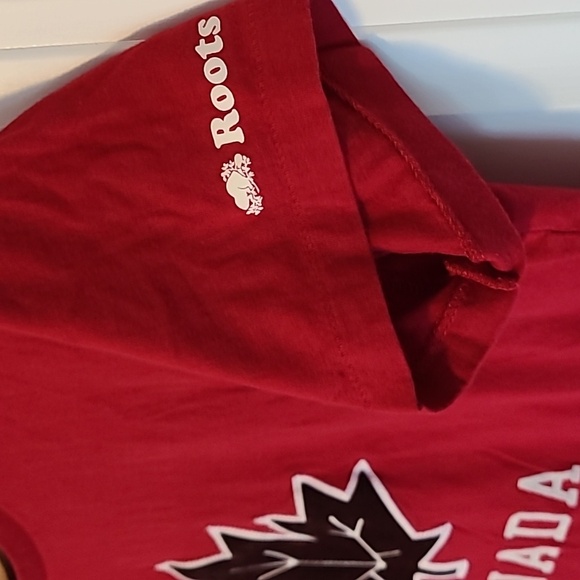 Roots Organic Cotton Red Canada Day 🍁 T-shirt - Picture 4 of 6